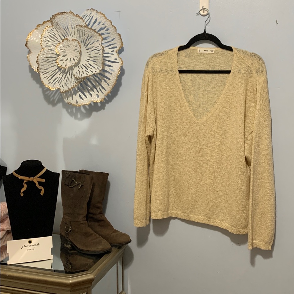 Mango Thin Sweater size X-Large